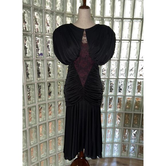 VTG Filigree Black Body Con Rouched Long Dress Lace Cap Sleeve Ruched - size 8 - Picture 1 of 12